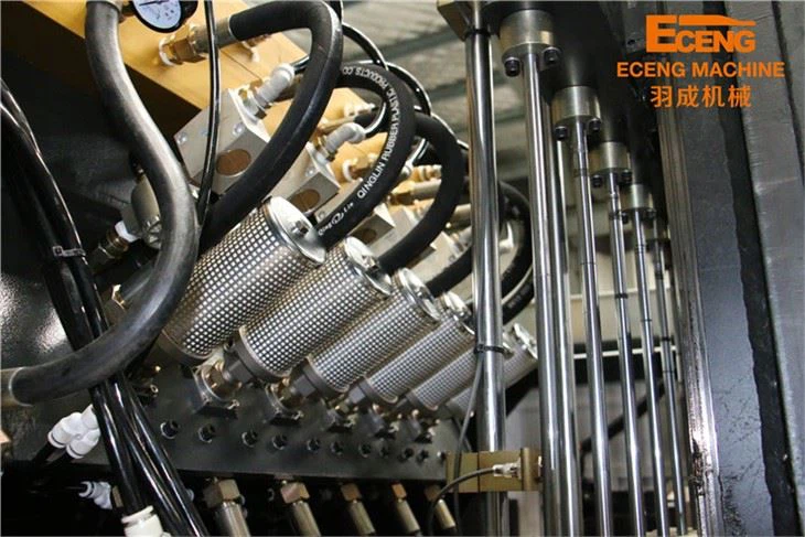 Preform Blowing Machine For PET Bottle